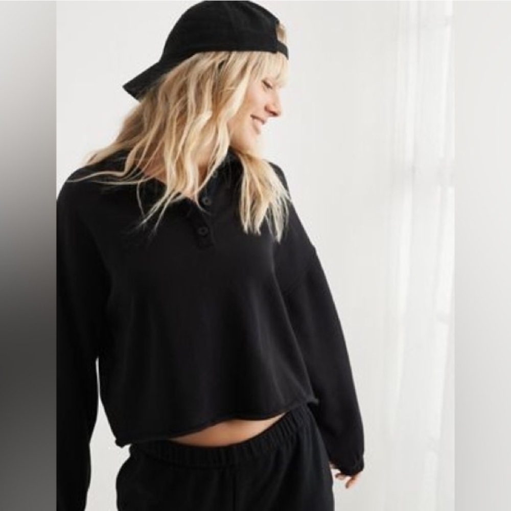 Aerie Black Cropped Polo Sweatshirt Size Large Minimalist